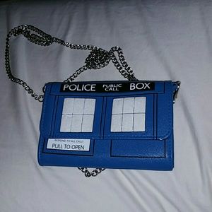 Dr. Who Tardis purse/clutch